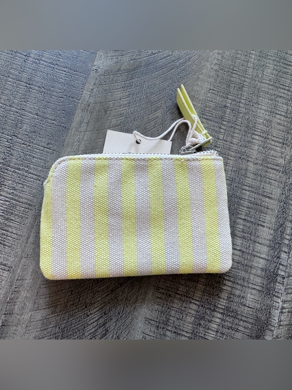 Universal Thread wallet - Picture 2 of 3